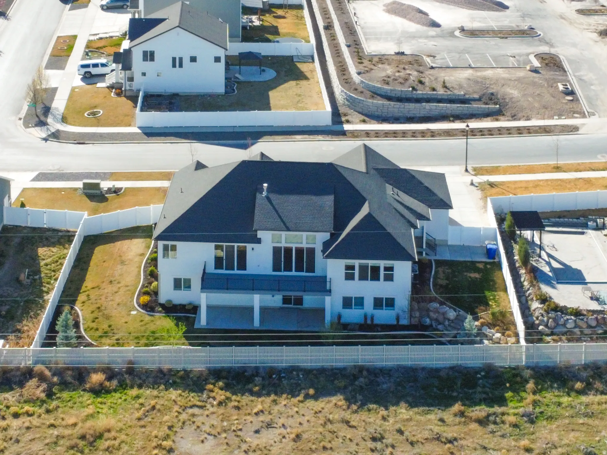 Aerial view of property and surrounding area