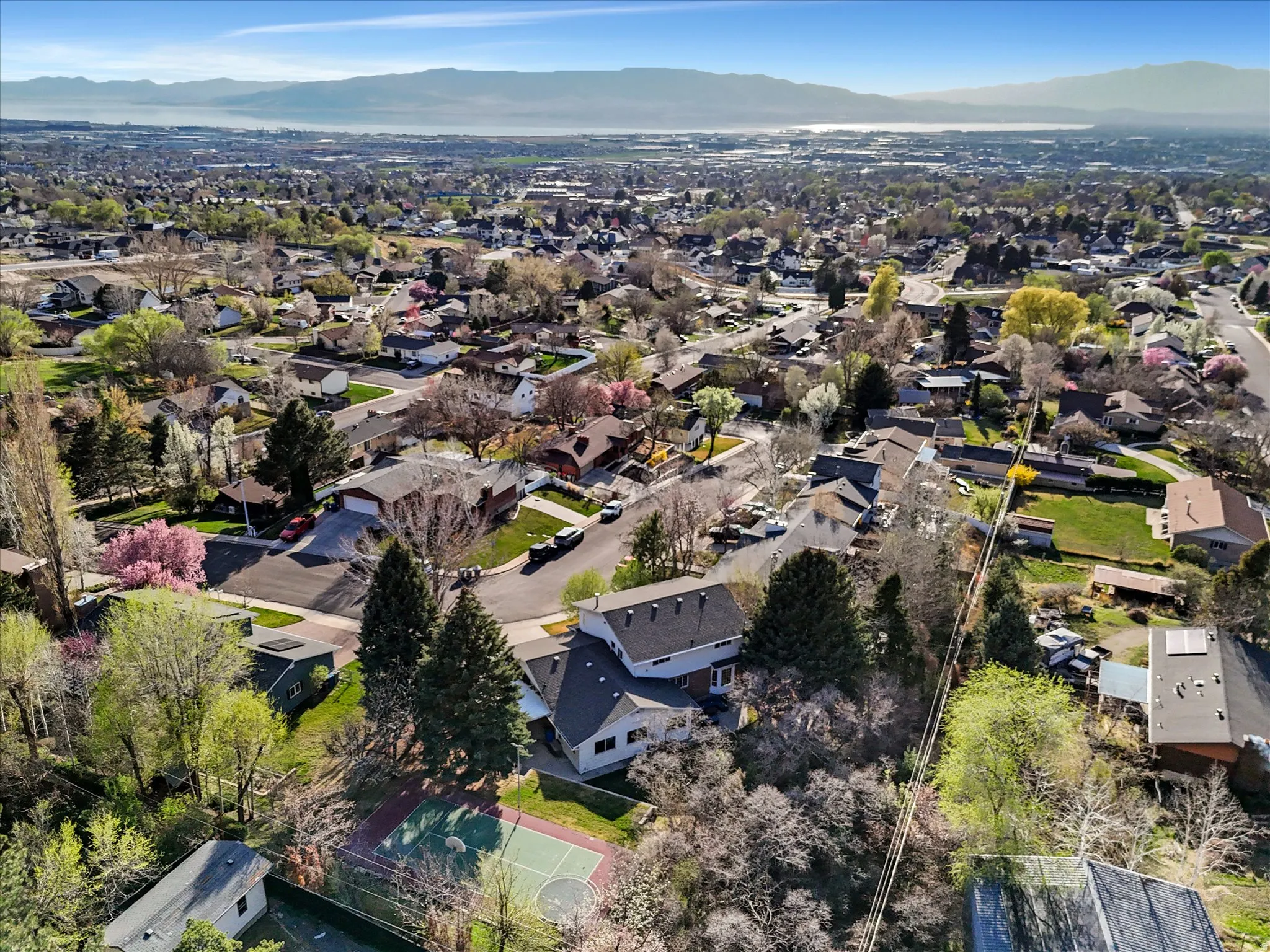 Aerial view of residential area with mountains