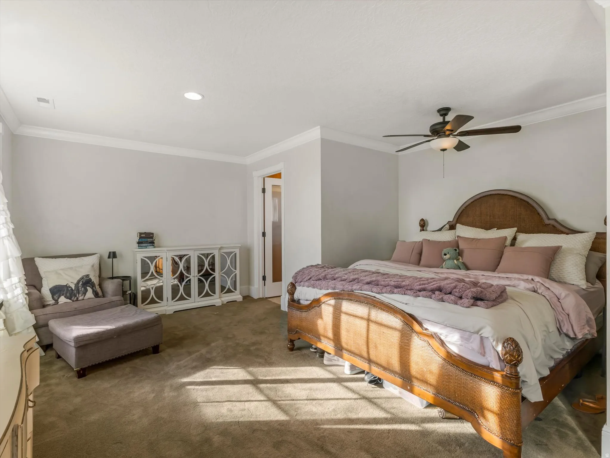 Primary bedroom with en-suite bathroom.