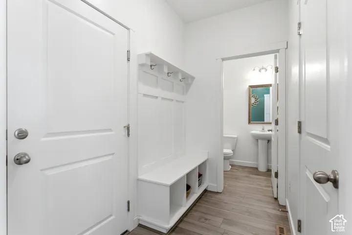 3835 W Cold Pond Ave, Lehi, Utah 84048