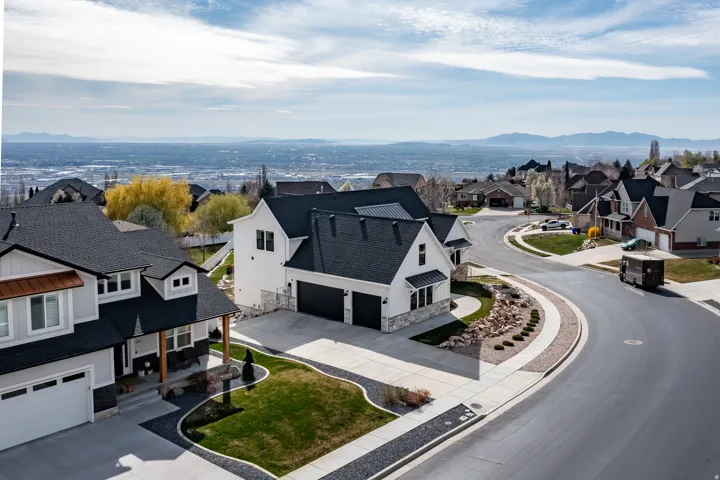 159 E 3900 N, North Ogden, Utah 84414