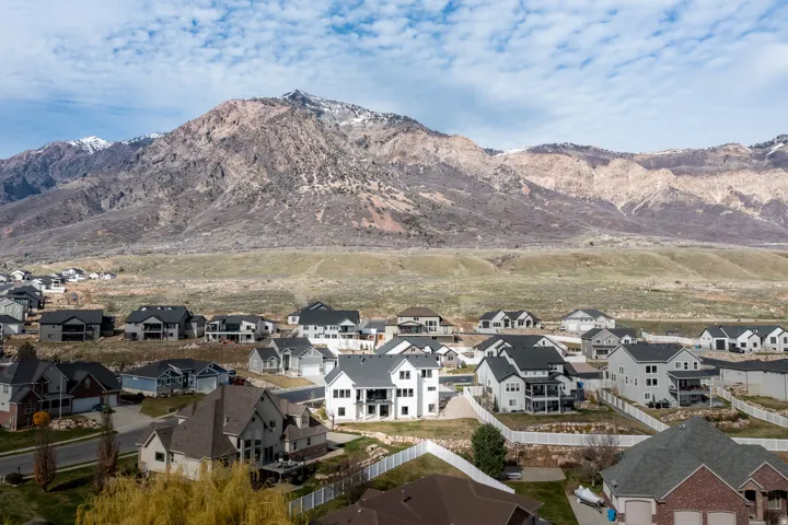 159 E 3900 N, North Ogden, Utah 84414