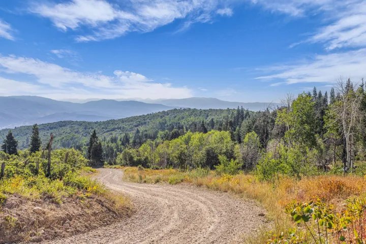 2412 S Bull Moose Dr, Coalville, Utah 84017