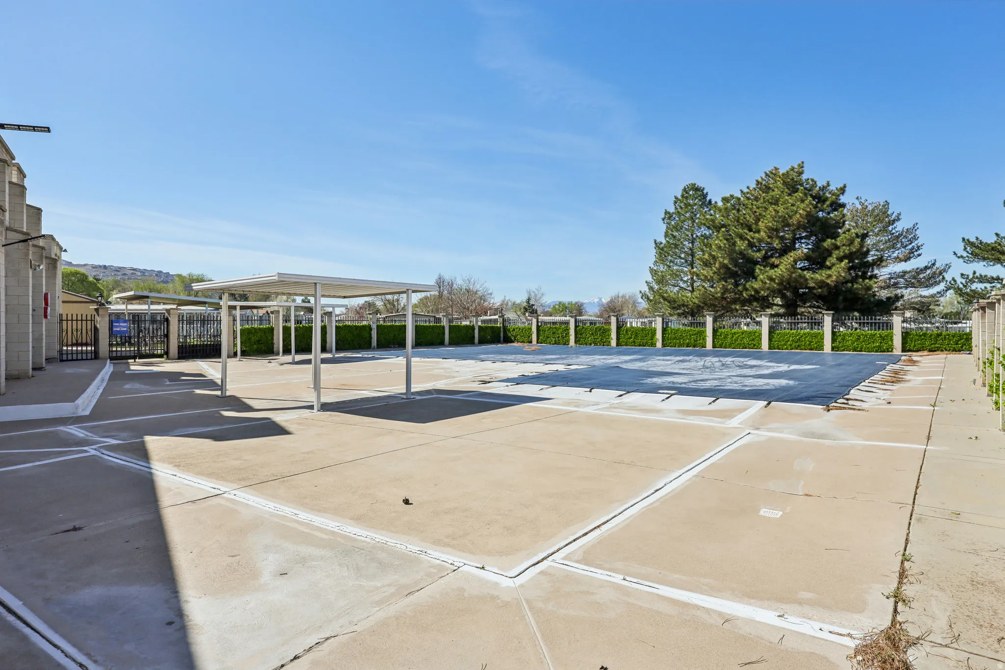 View of home's community