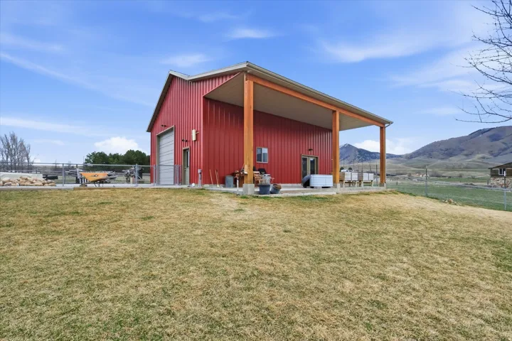 View of pole building featuring a mountain view