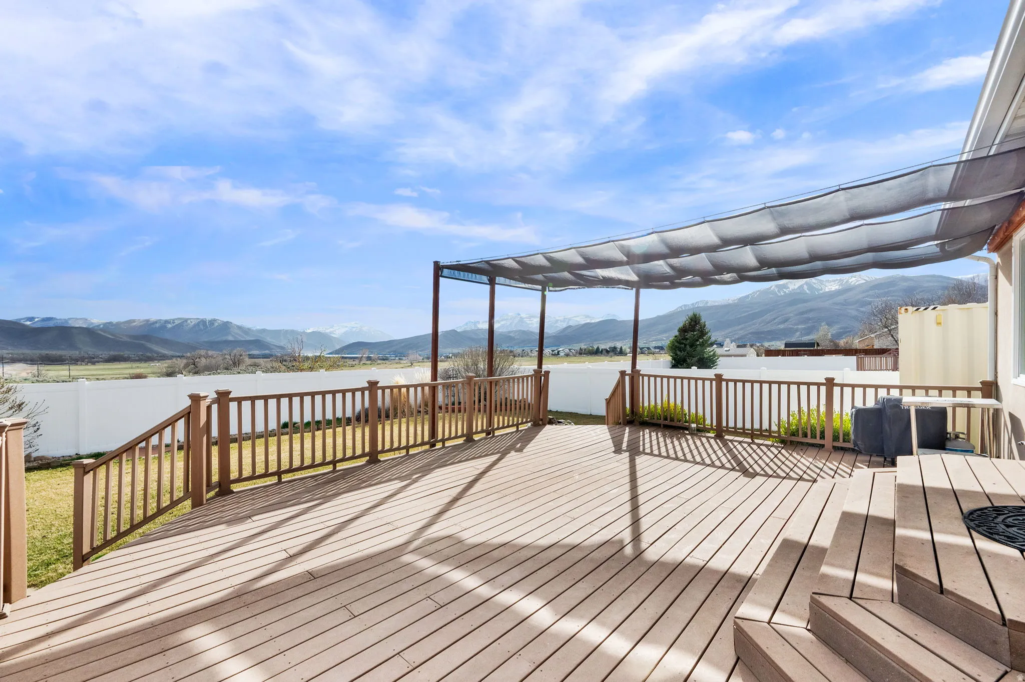 Deck with a view of the lake and Mt. Timpanogos