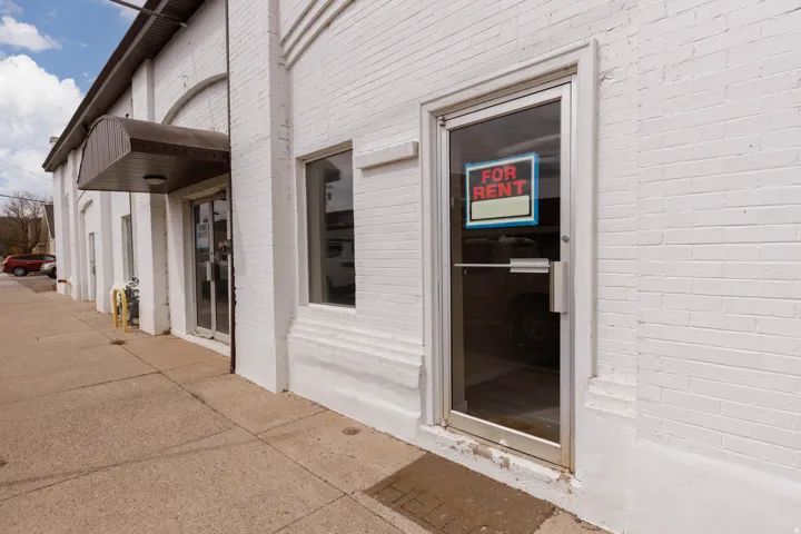 Side entrance to vacant office space