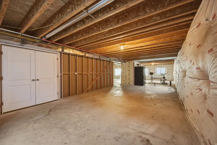 Below grade unfinished area