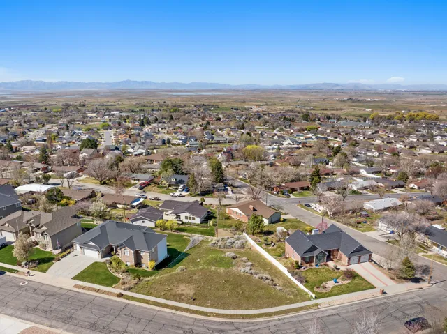 2510 S Elm Grove Dr, Perry, Utah 84302