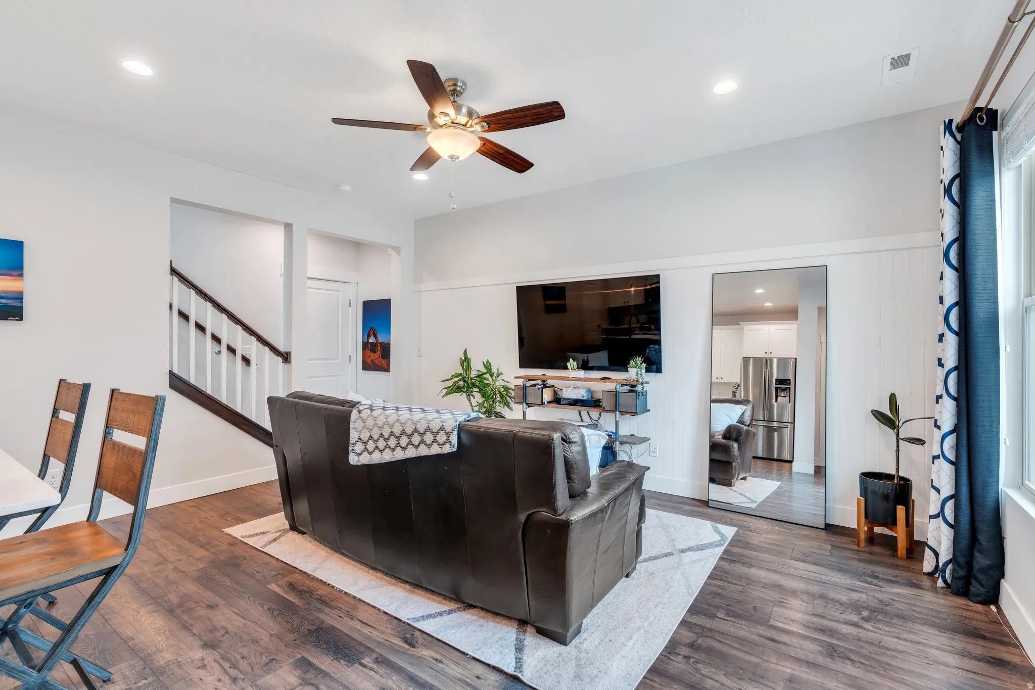 Offering a great space for unwinding or entertaining!
