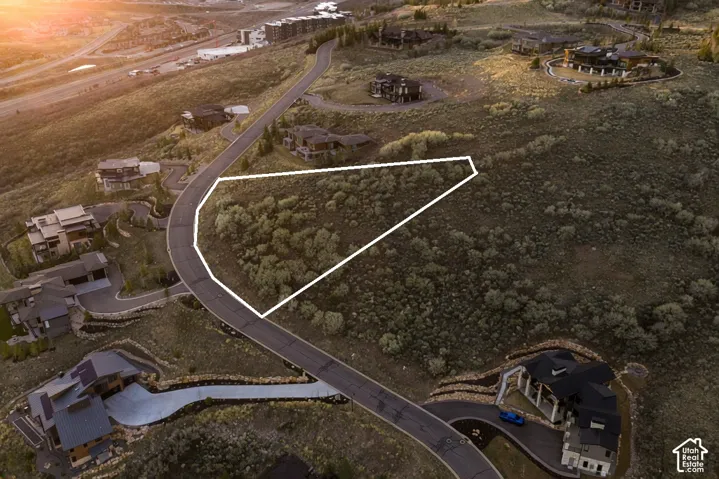 Aerial view of property's location featuring property boundaries highlighted