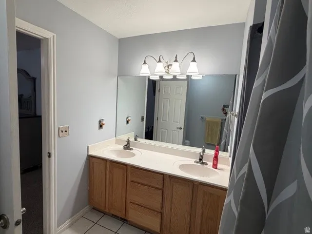 Master Bathroom with double vanity.