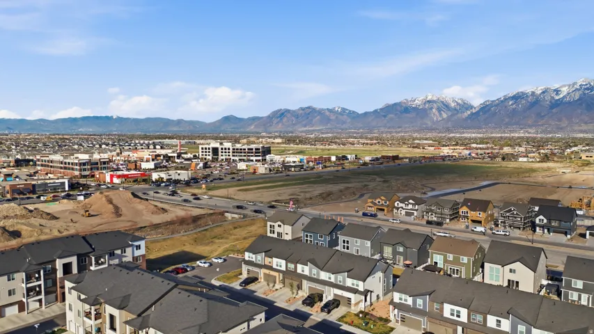 13499 S Langdon Dr, Riverton, Utah 84096