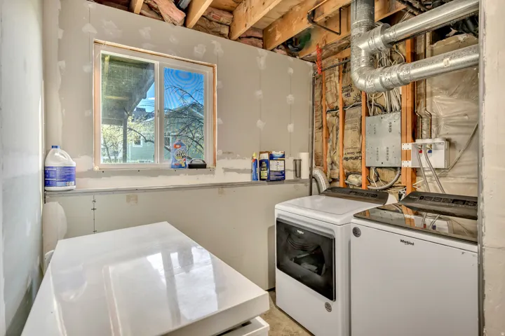 371 W 1125 N, Centerville, Utah 84014