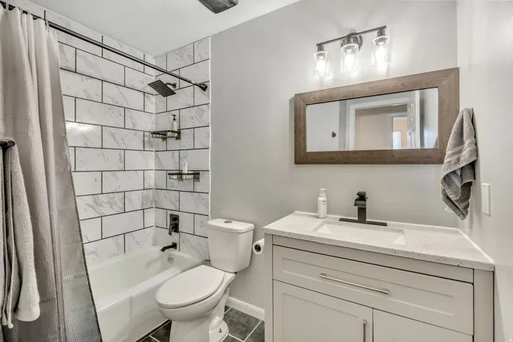 371 W 1125 N, Centerville, Utah 84014