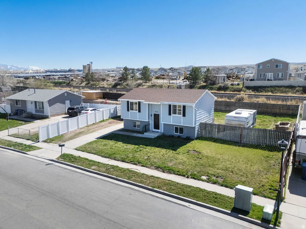 Raised ranch with a residential view