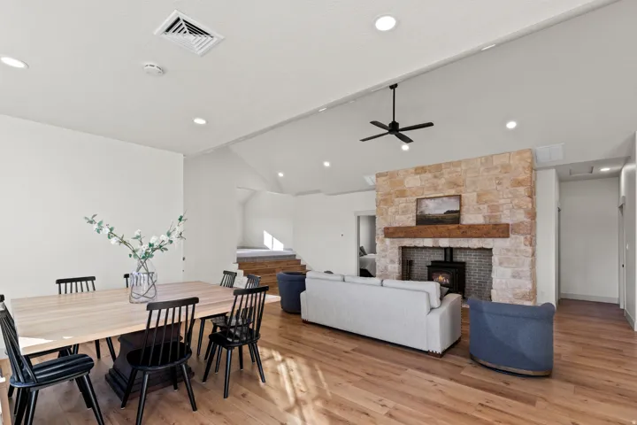 Open concept living and dinning,. Connected to the main kitchen.
