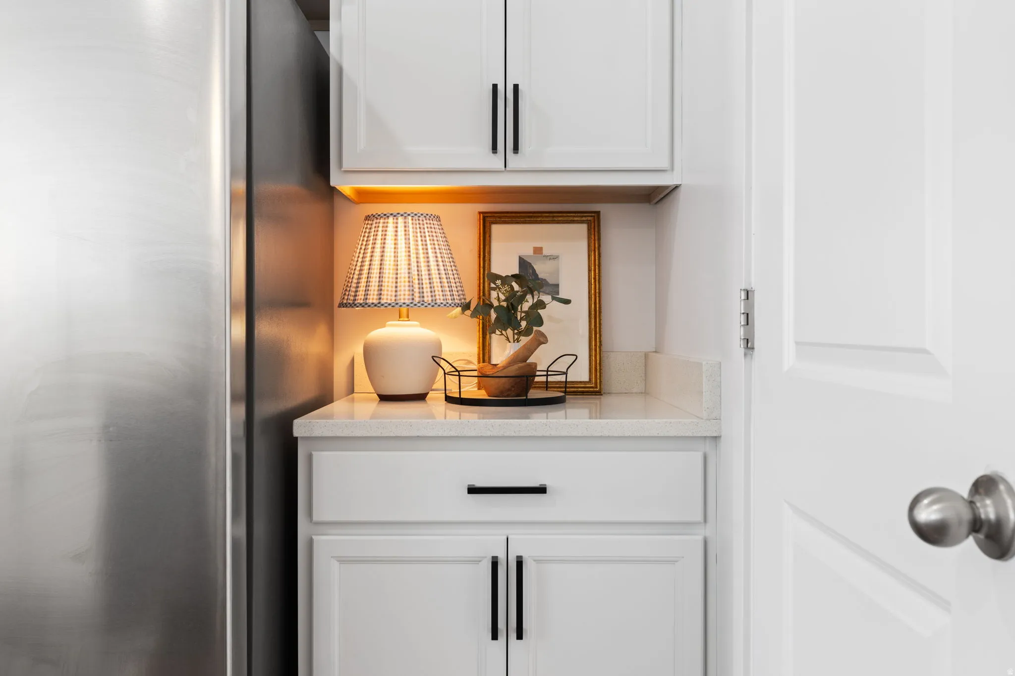Detailed view of freestanding refrigerator