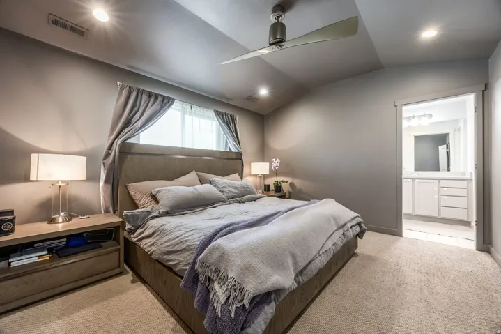 1055 S Painted Horse Ln, Bluffdale, Utah 84065