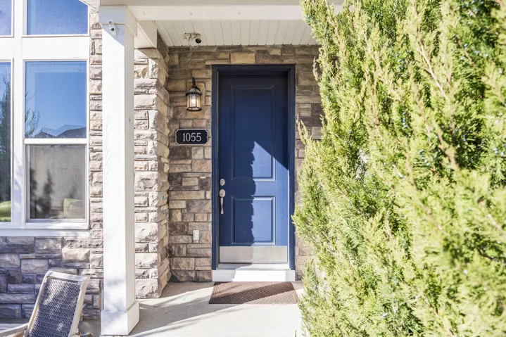 1055 S Painted Horse Ln, Bluffdale, Utah 84065