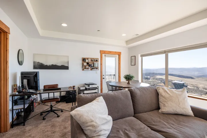 277 E Crestview Dr, Wanship, Utah 84017