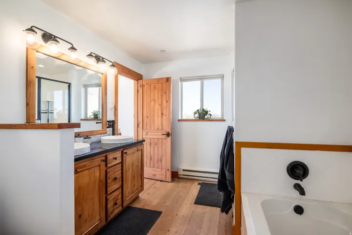 277 E Crestview Dr, Wanship, Utah 84017