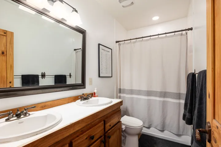 277 E Crestview Dr, Wanship, Utah 84017
