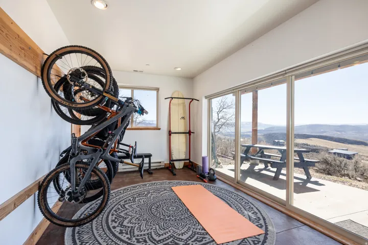 277 E Crestview Dr, Wanship, Utah 84017