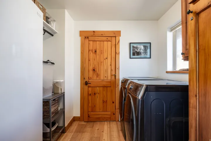 277 E Crestview Dr, Wanship, Utah 84017