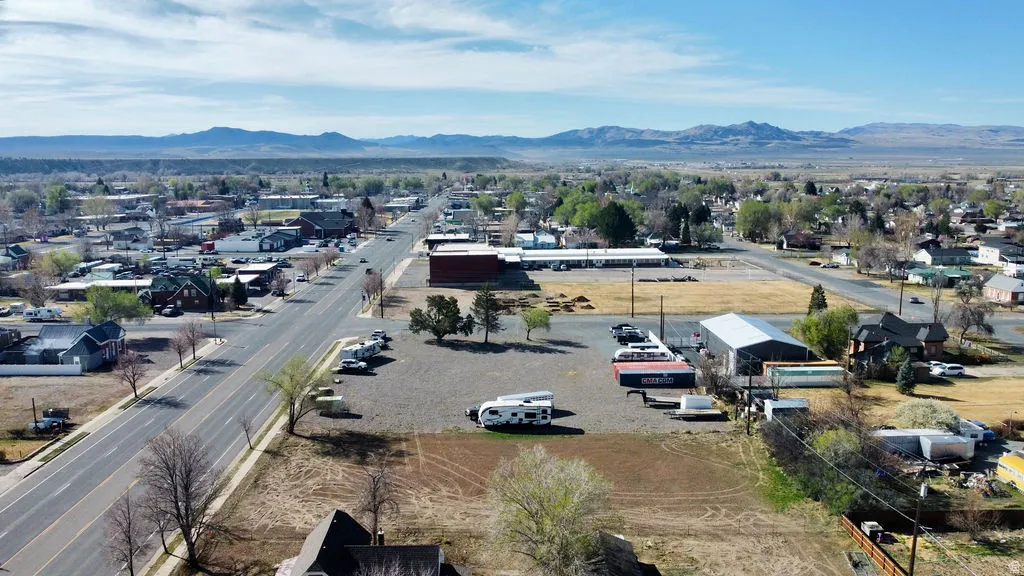 Bird's eye view of a mountain backdrop
