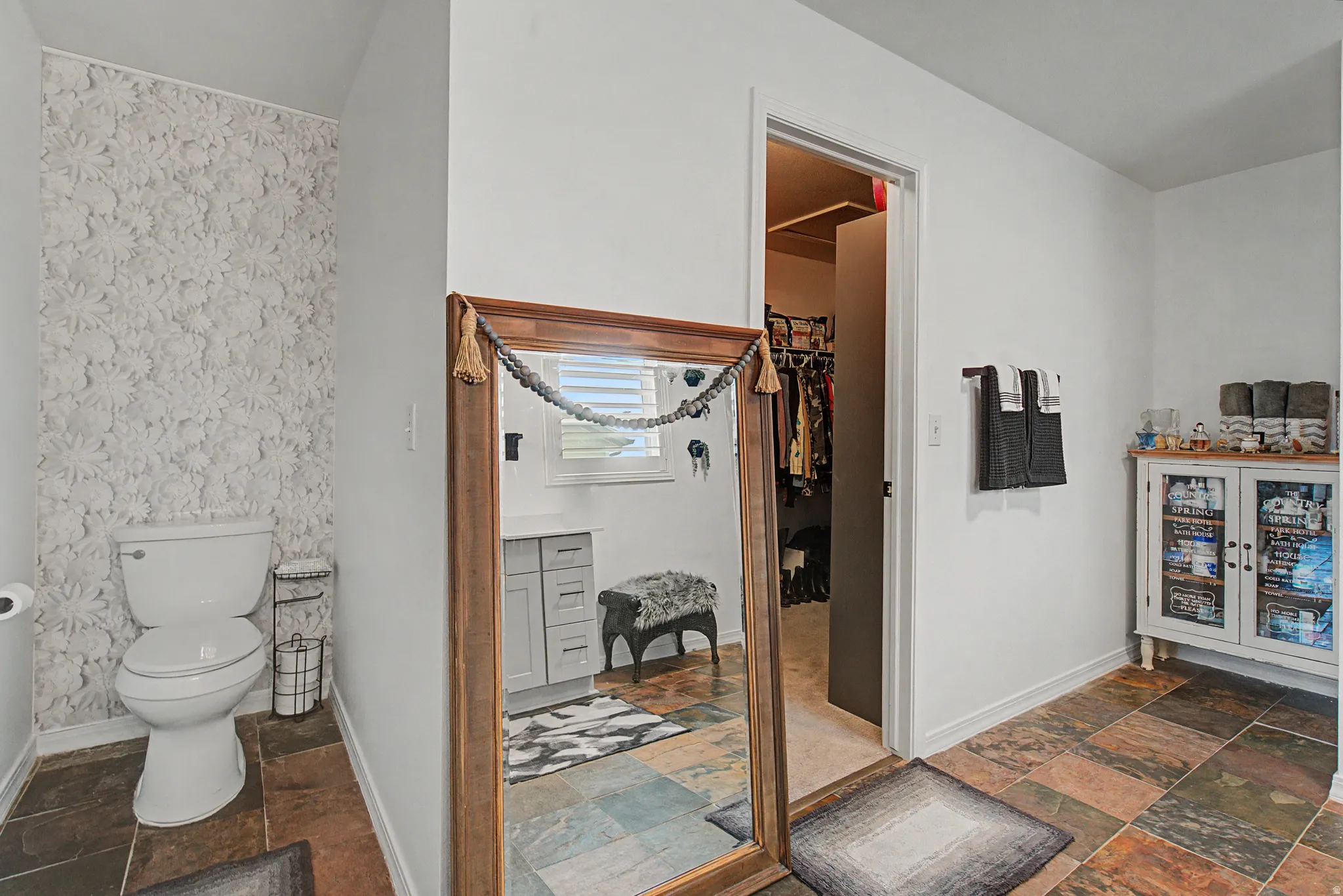 Primary Bath and huge W/I Closet with organinzers