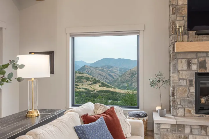 1511 S Valley View Cir, Springville, Utah 84663