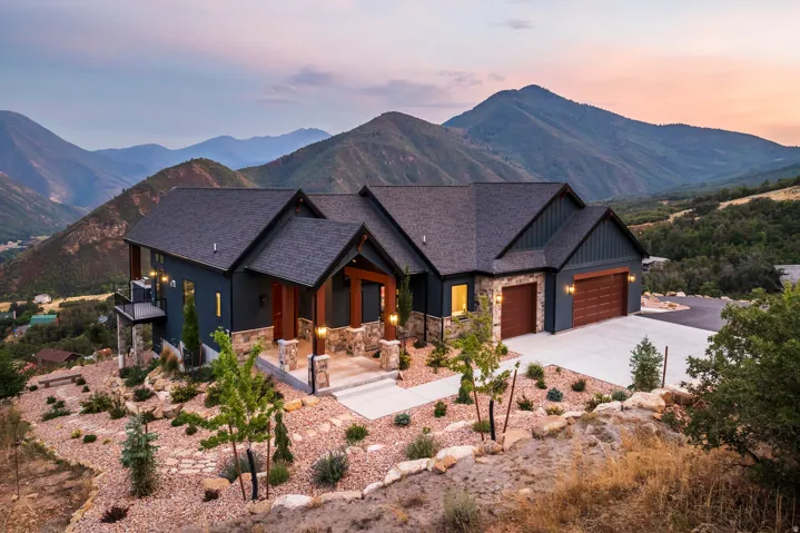 1511 S Valley View Cir, Springville, Utah 84663