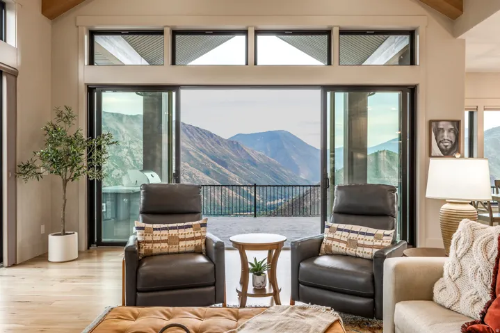 1511 S Valley View Cir, Springville, Utah 84663