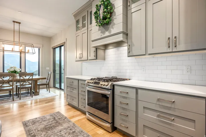 1511 S Valley View Cir, Springville, Utah 84663