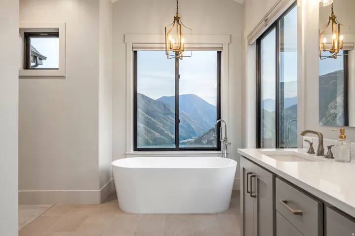 1511 S Valley View Cir, Springville, Utah 84663