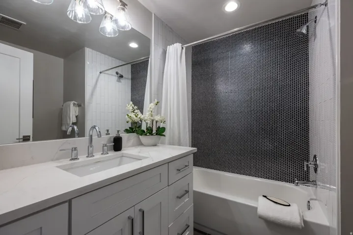 195 E North Sandrun Rd, Salt Lake City, Utah 84103