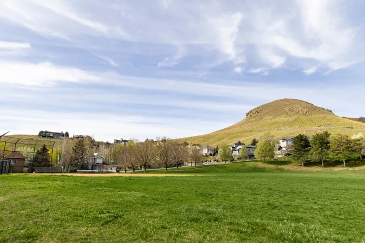 195 E North Sandrun Rd, Salt Lake City, Utah 84103