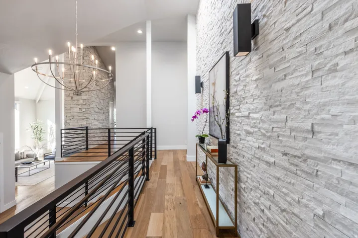 195 E North Sandrun Rd, Salt Lake City, Utah 84103
