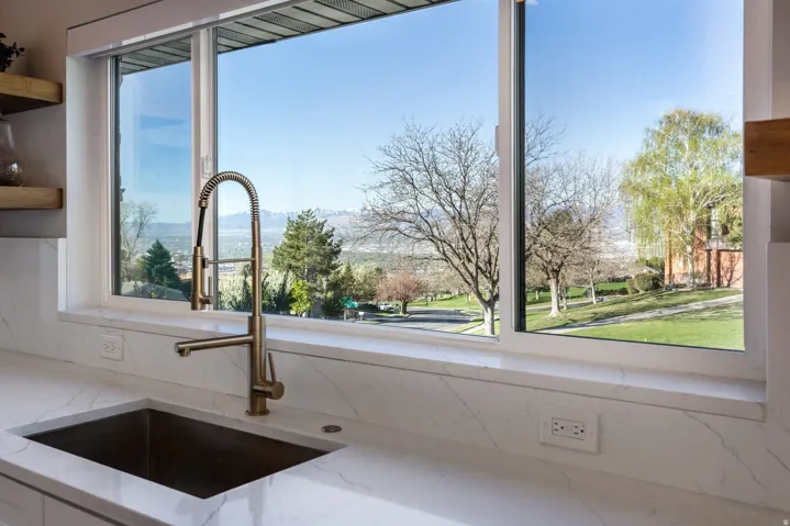 195 E North Sandrun Rd, Salt Lake City, Utah 84103