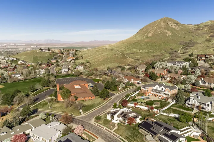 195 E North Sandrun Rd, Salt Lake City, Utah 84103