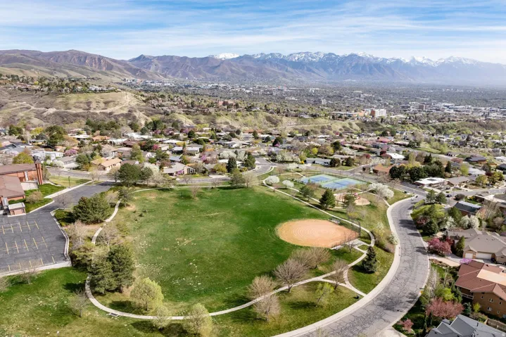 195 E North Sandrun Rd, Salt Lake City, Utah 84103