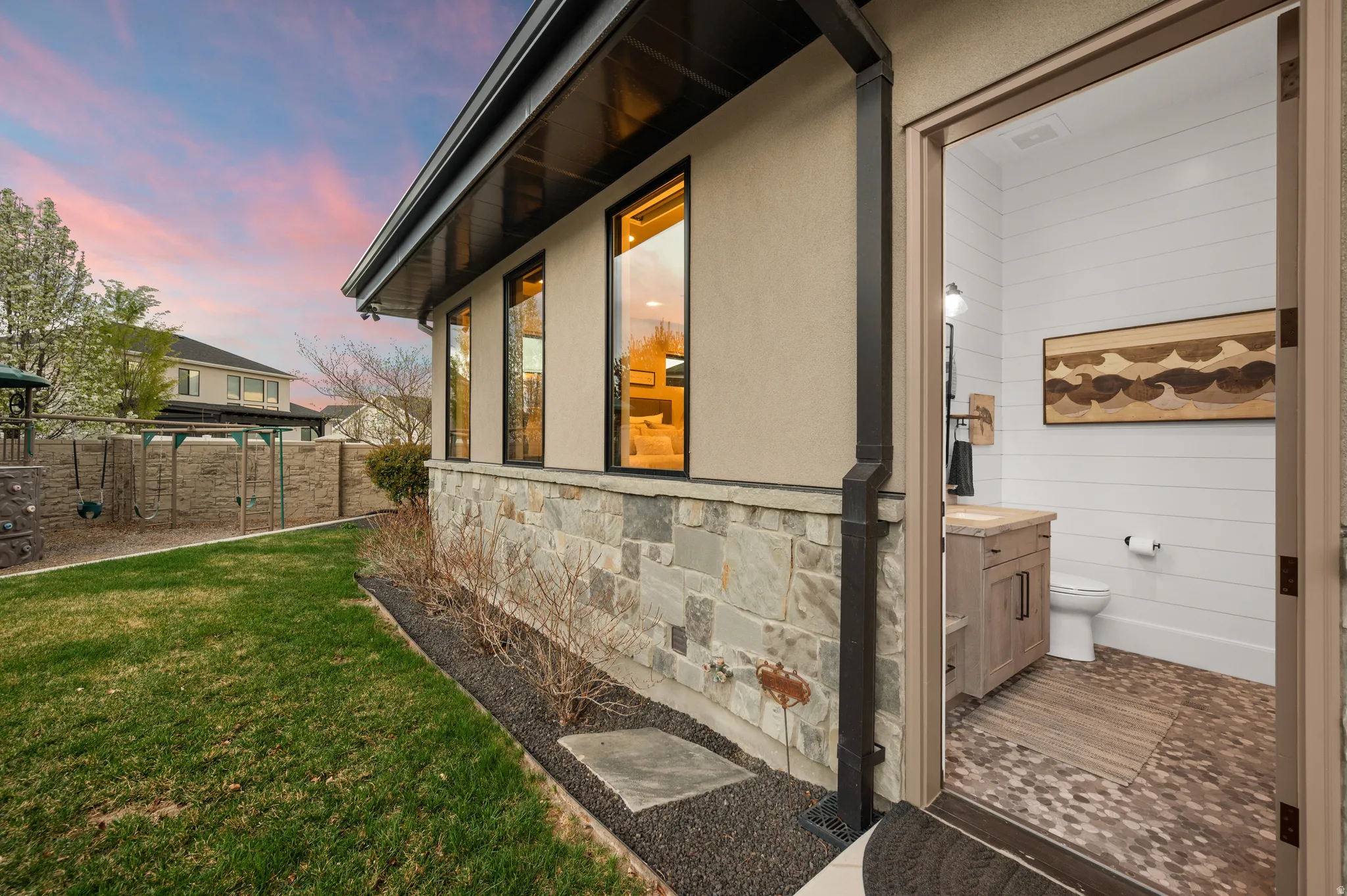 Outdoor Bathroom Connected To Home