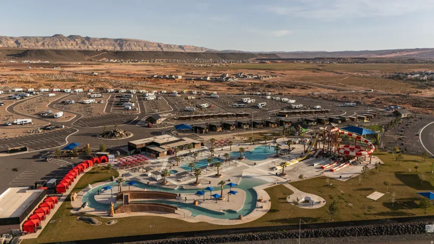 Aerial view of property's location with mountains