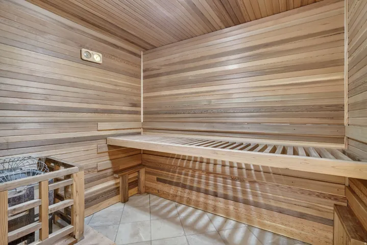 Relaxing sauna