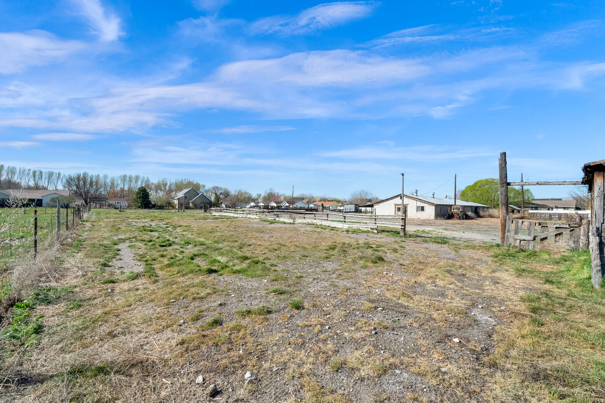 View of yard featuring a residential view