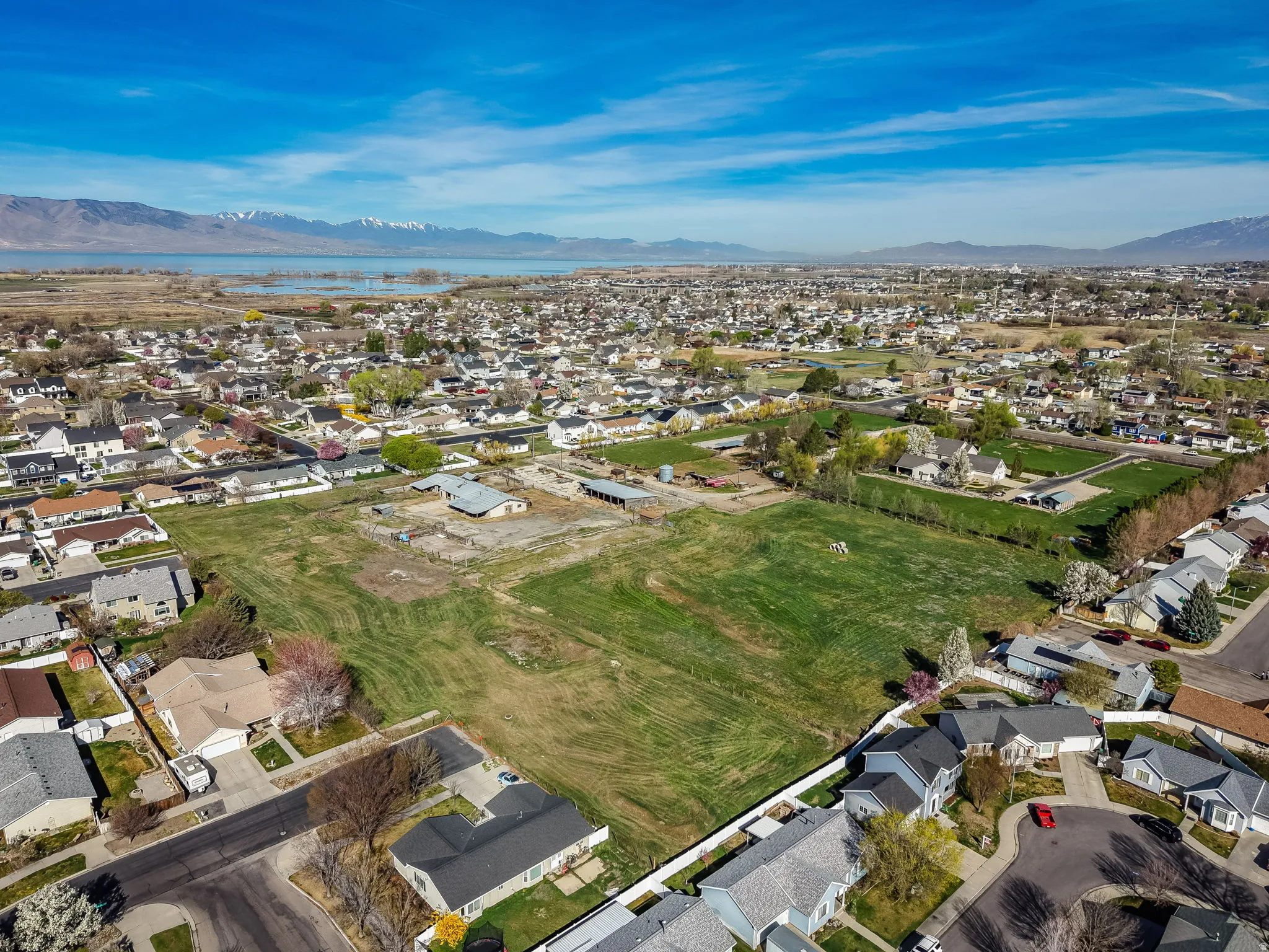 Aerial perspective of suburban area with mountains