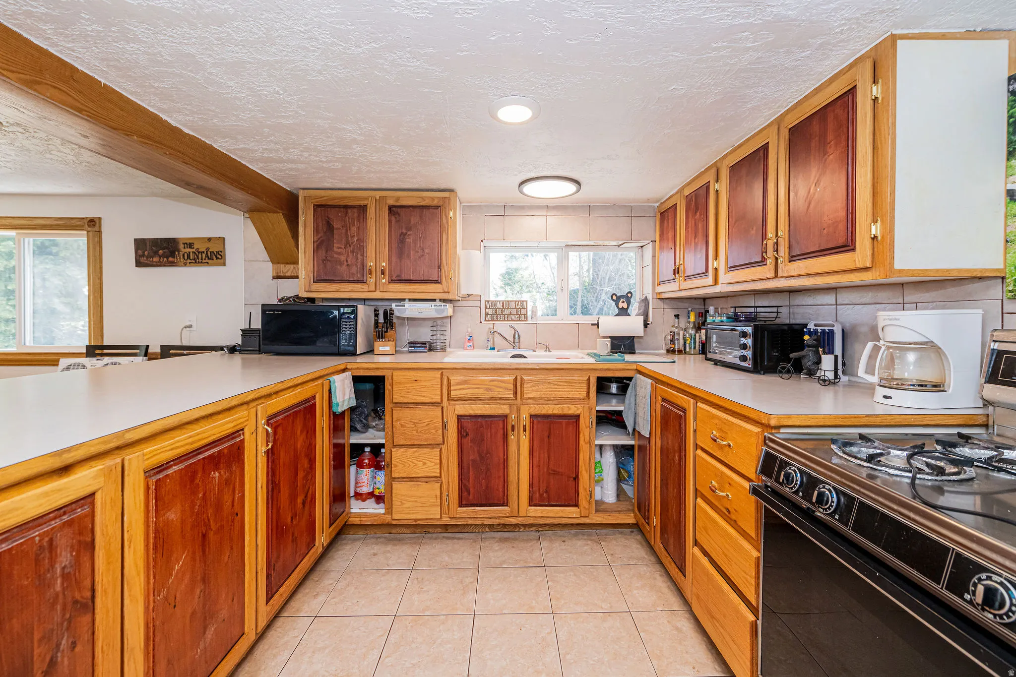 Lots of cabinet space