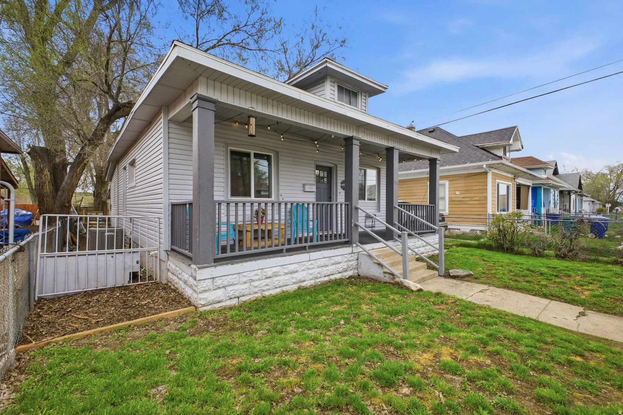 Bungalow with covered porch
