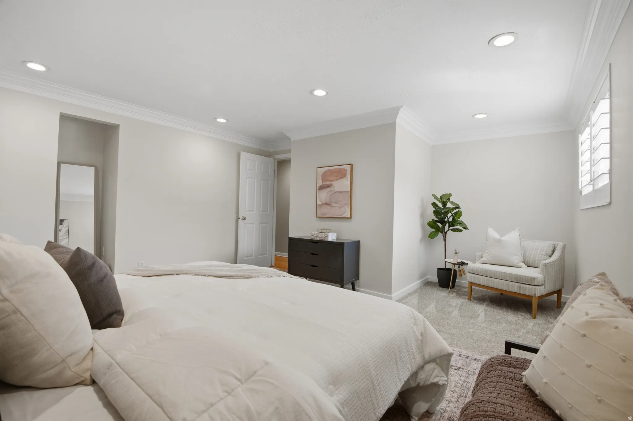 Primary suite
